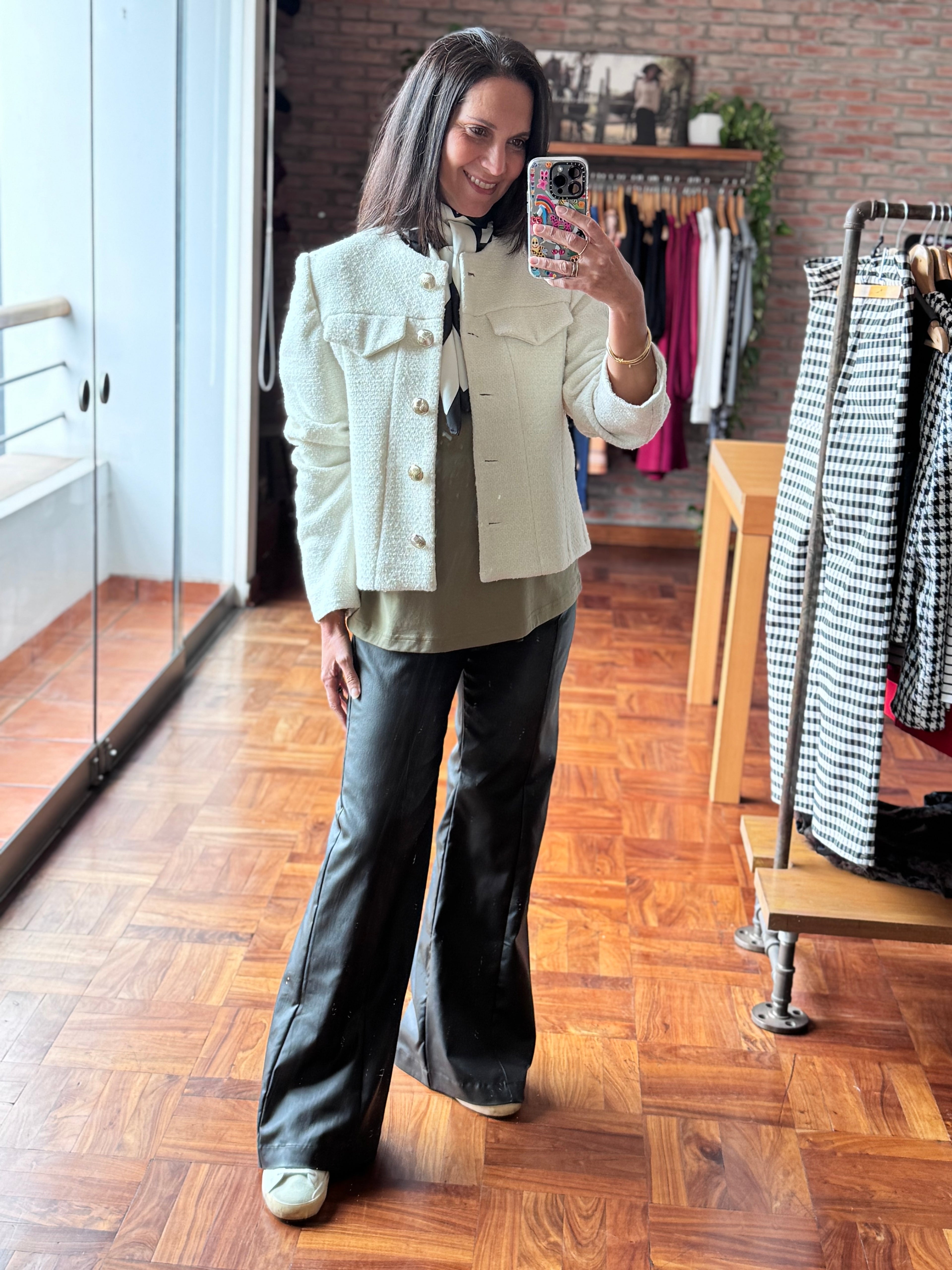 Pantalón Bell cuerina