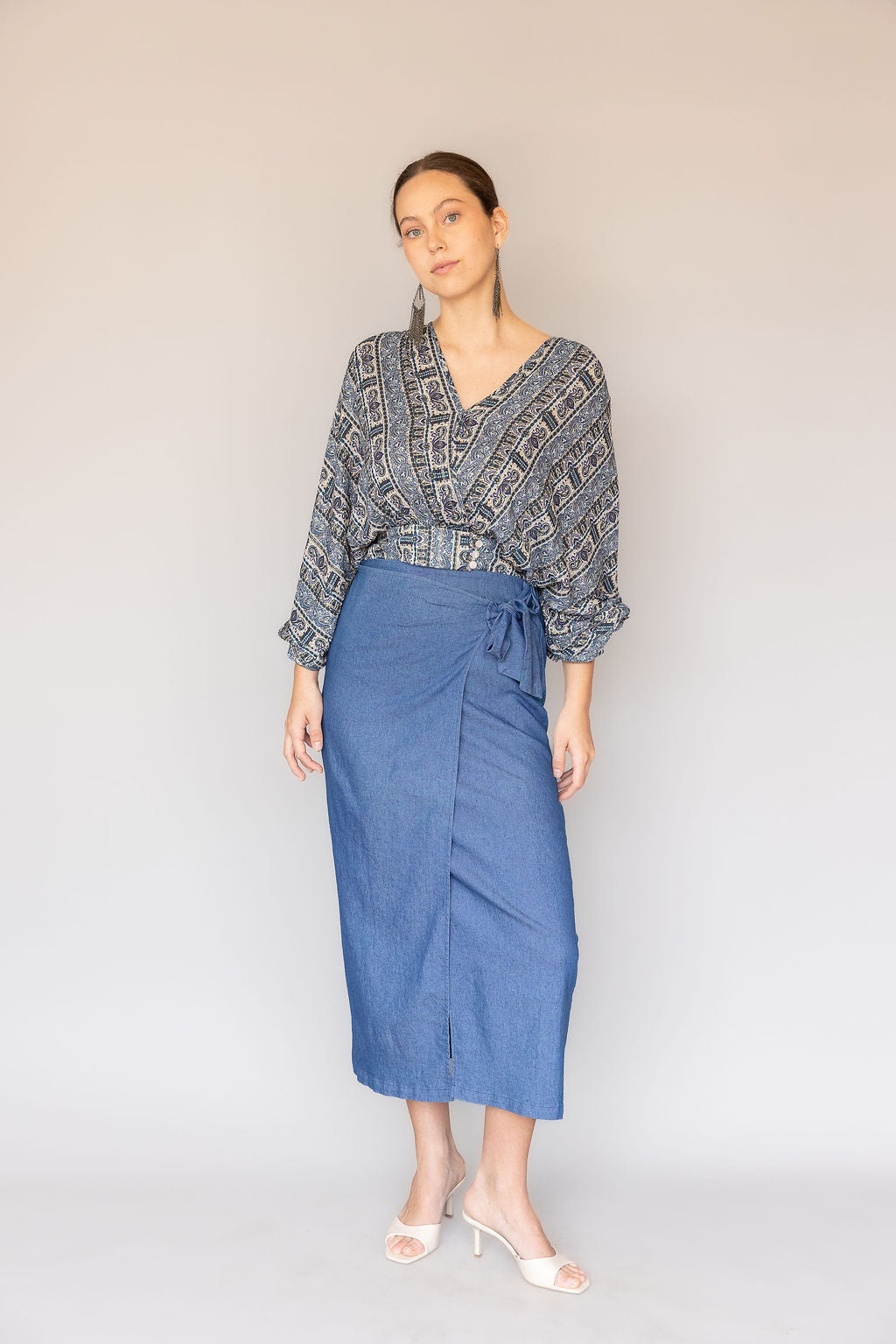 Falda Midi Bow